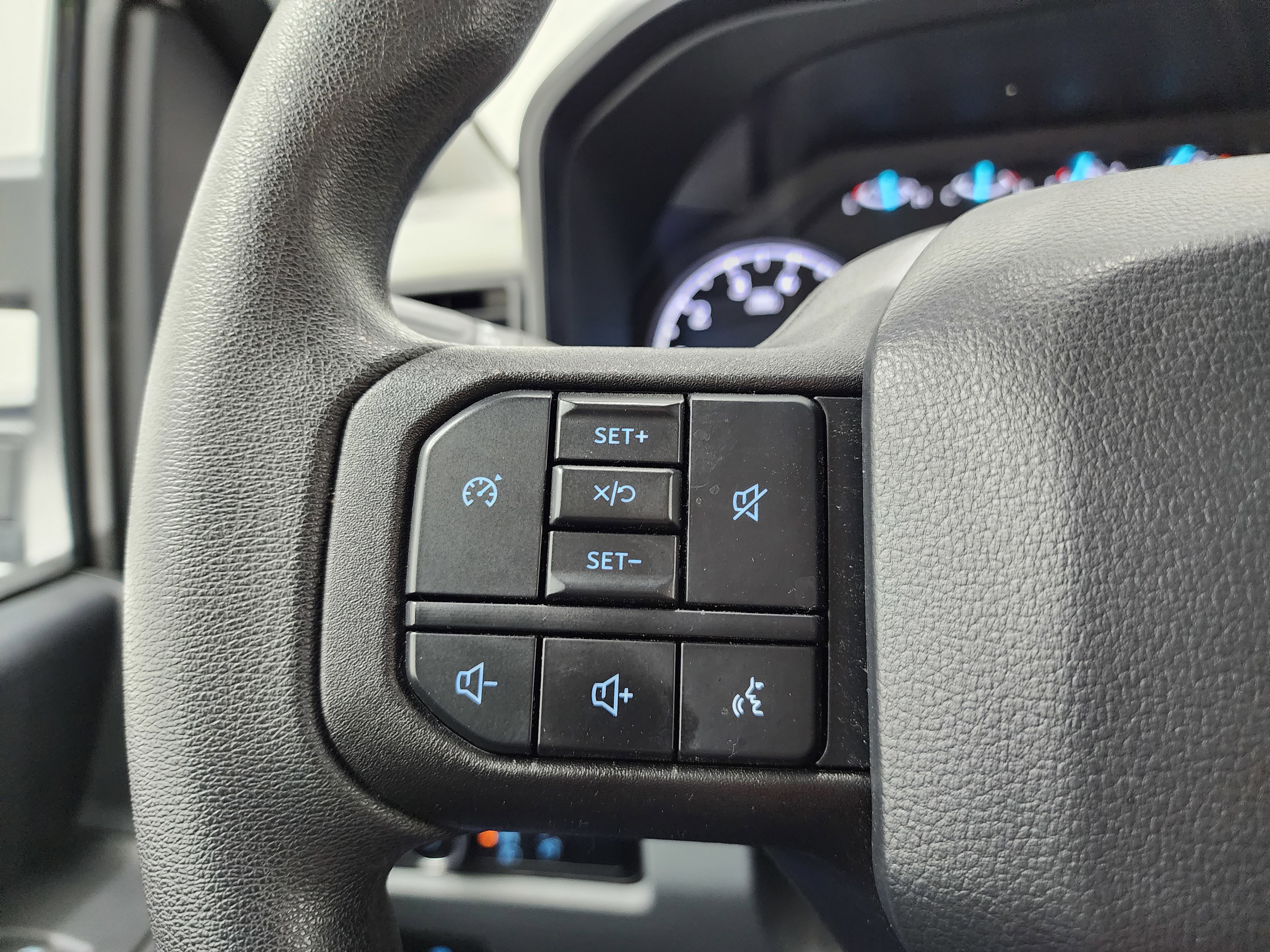 Used 2024 Ford F350 XL w/ FX4 Off-Road Package image 14