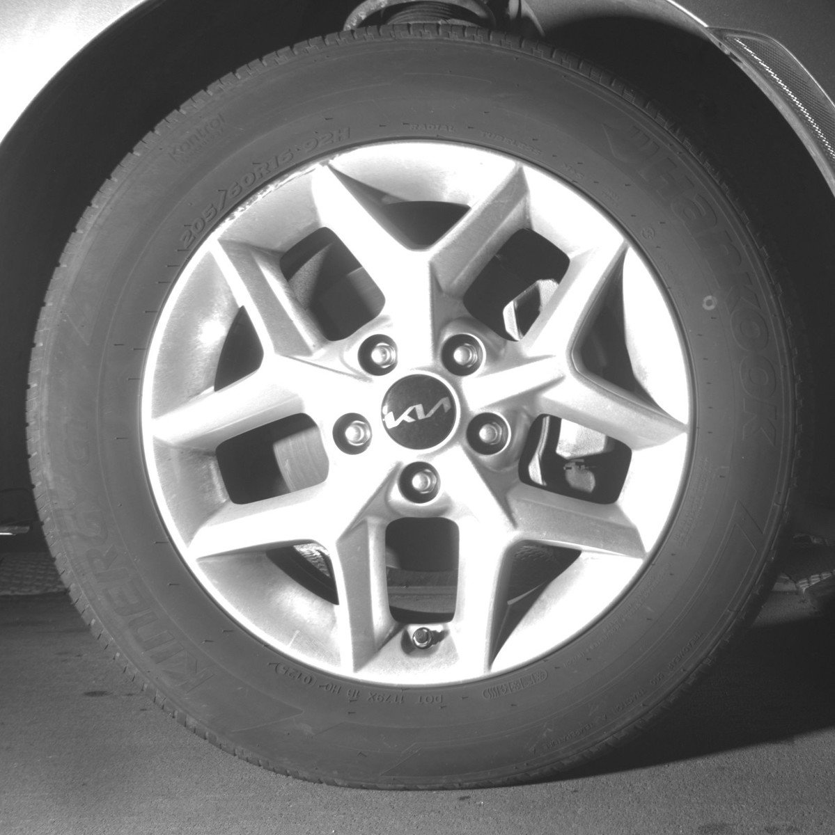 Used 2025 Kia Soul LX w/ LX Technology Package FWD image 13