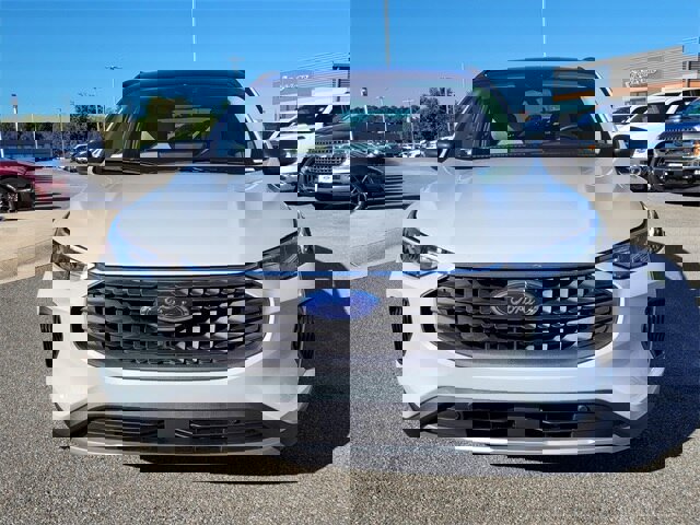 New 2026 Ford Escape Active image 2