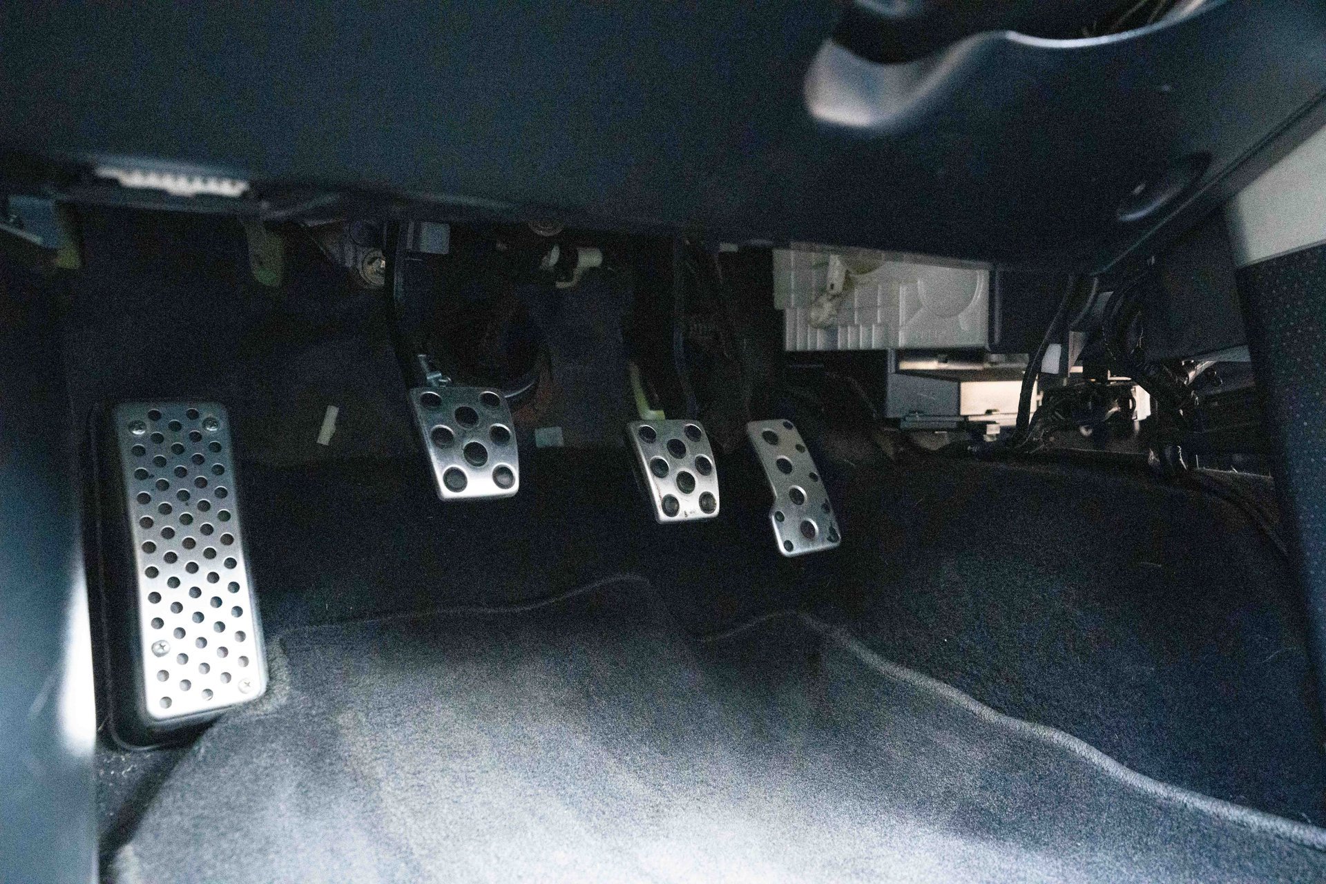 Used 2001 Toyota MR2 image 33