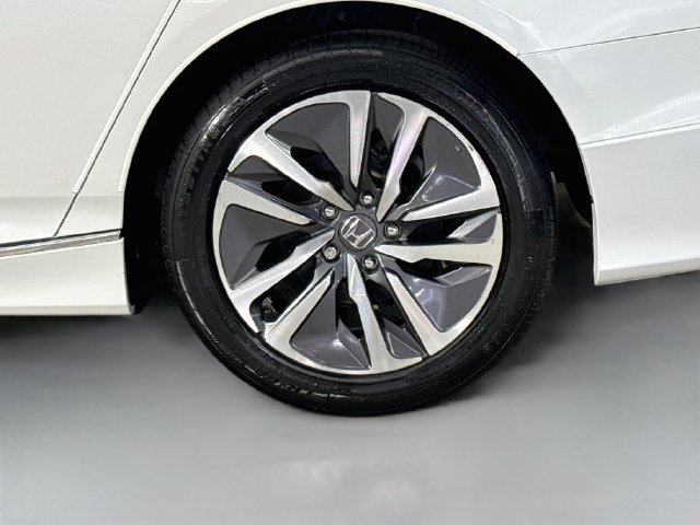 Used 2021 Honda Accord EX image 36