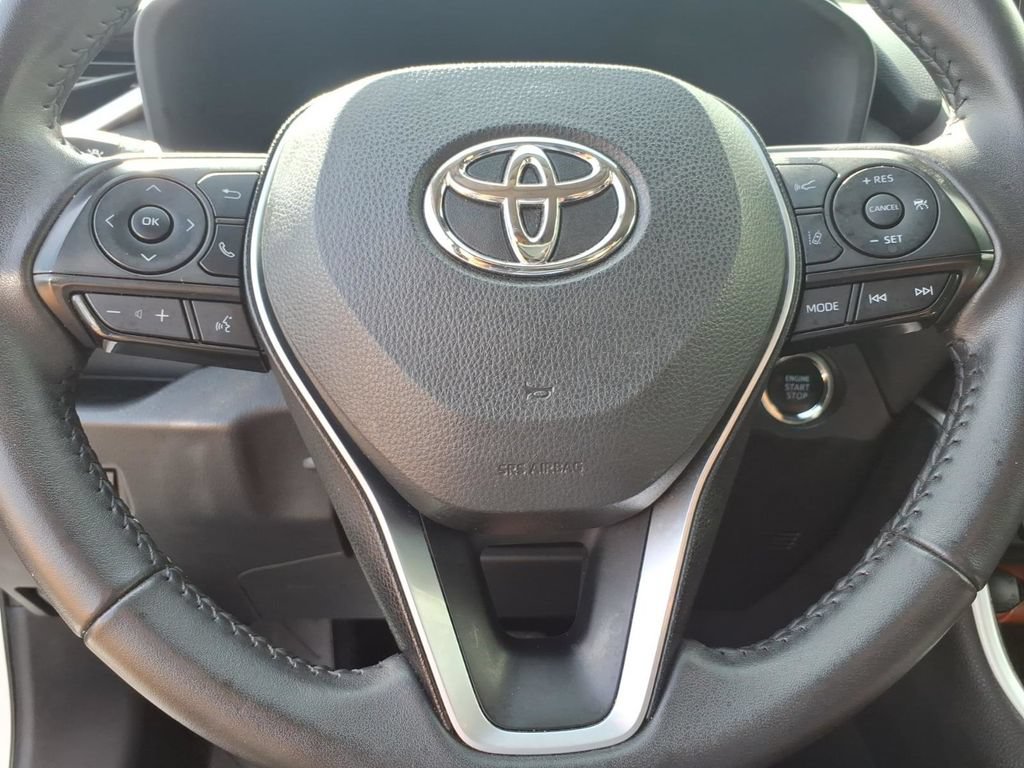 Used 2024 Toyota RAV4 Adventure AWD/4WD image 17