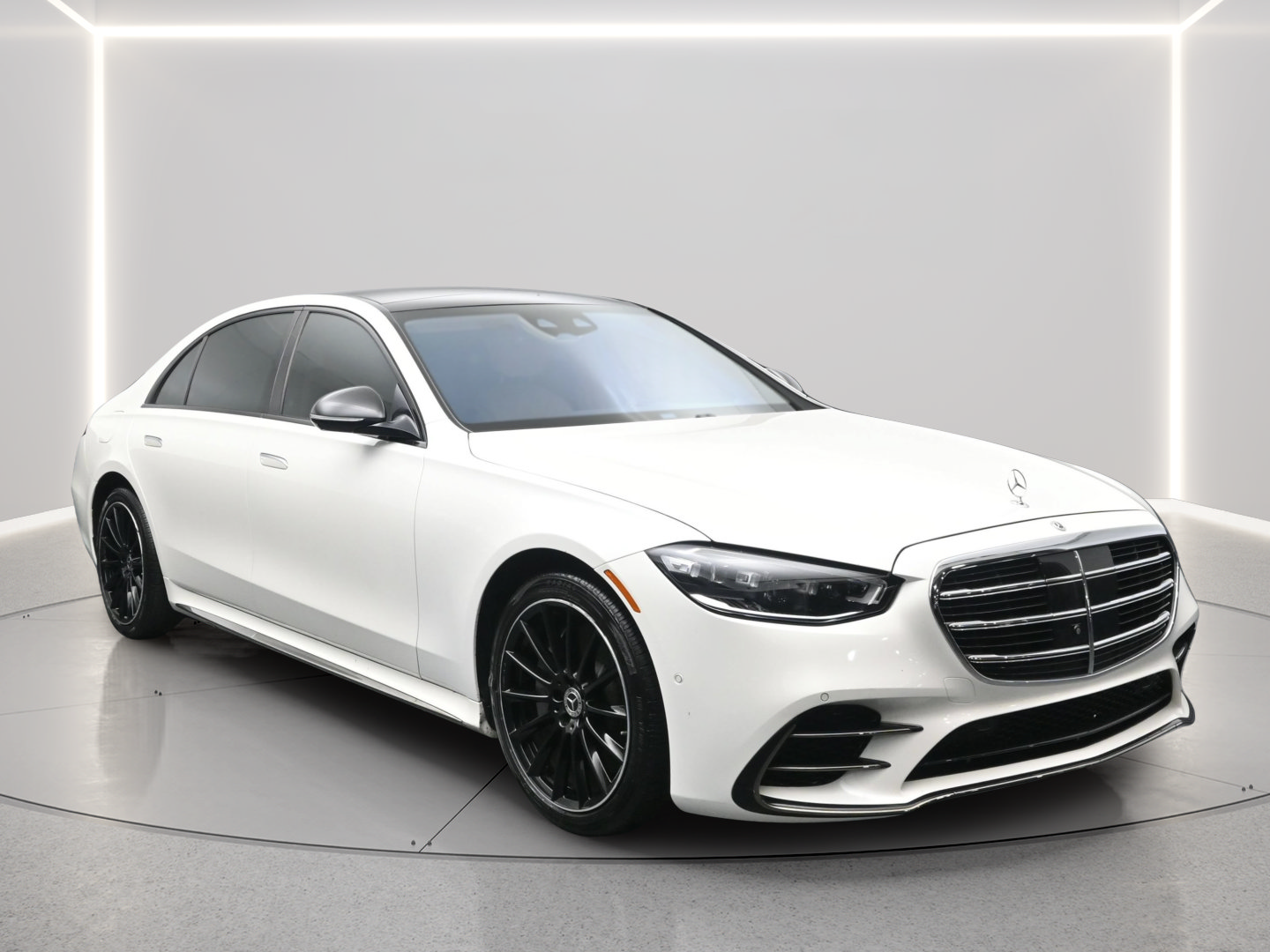 Used 2023 Mercedes-Benz S 500 4MATIC image 12