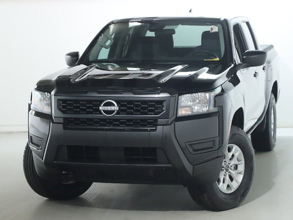 Certified 2025 Nissan Frontier S image 3