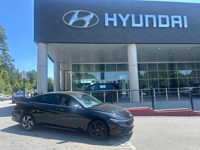 Used 2024 Hyundai Elantra Limited