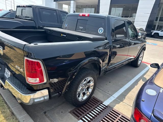 Used 2017 RAM 1500 Laramie w/ Convenience Group AWD/4WD image 4