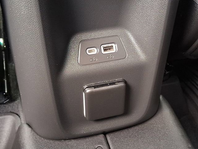 Used 2023 Buick Envision Avenir AWD/4WD image 11