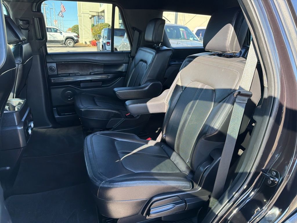 Used 2021 Ford Expedition Limited image 27