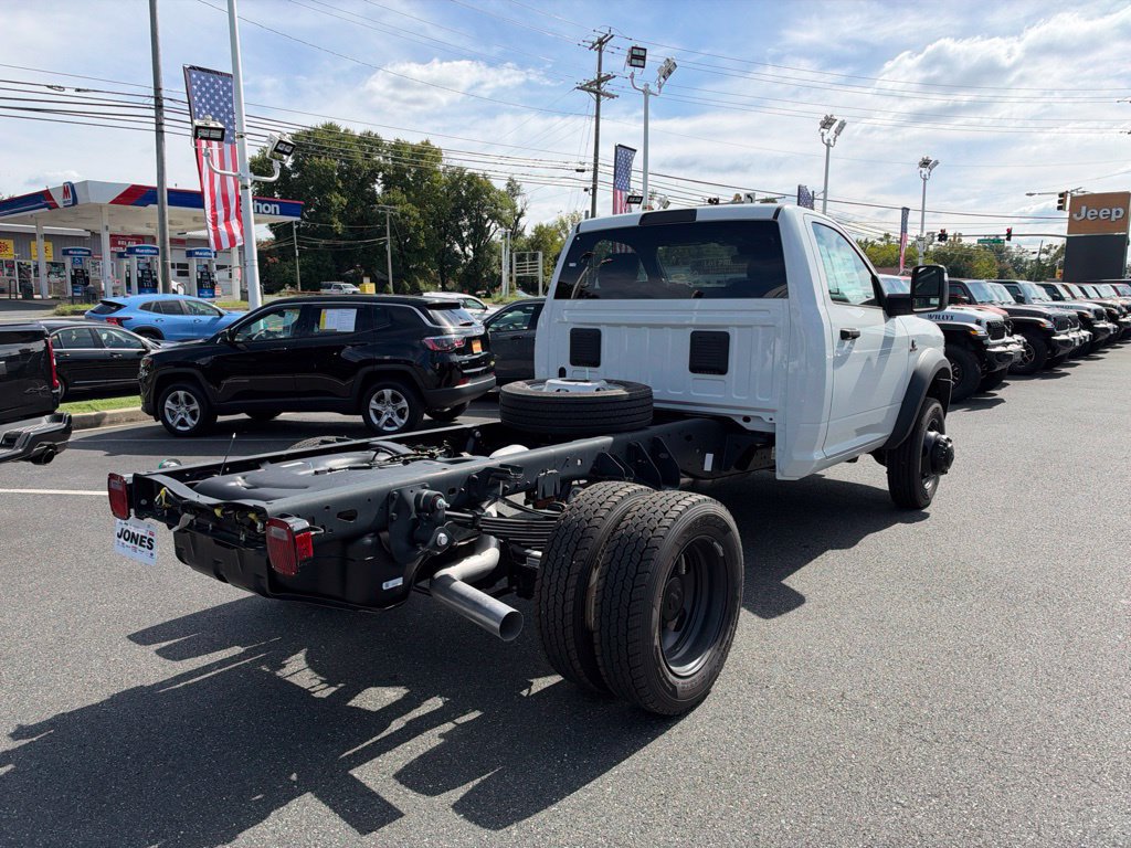 New 2026 RAM 5500 Tradesman AWD/4WD image 5