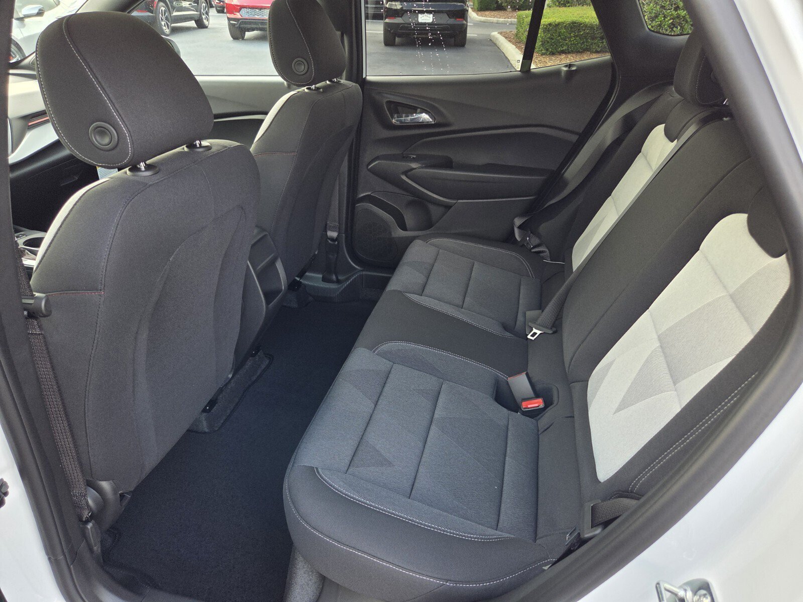 New 2026 Chevrolet Trax RS w/ Sunroof Package FWD image 6
