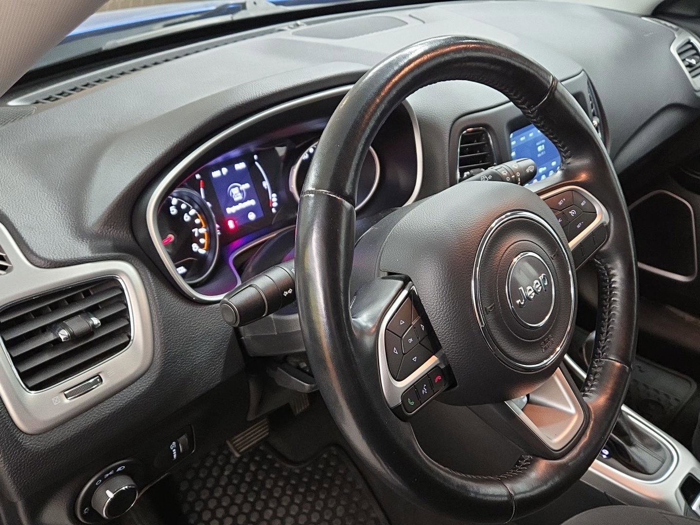 Used 2021 Jeep Compass Sport w/ Cold Weather Group image 5