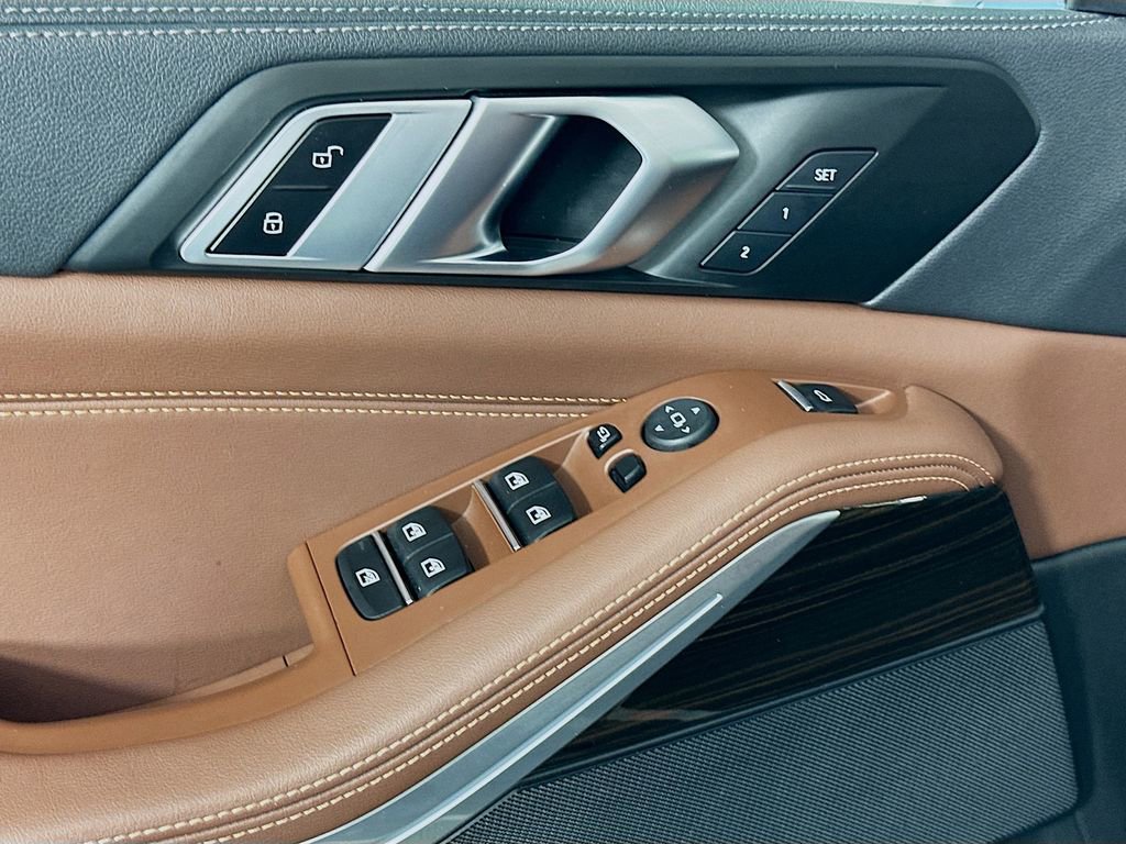 Used 2023 BMW X5 sDrive40i image 18