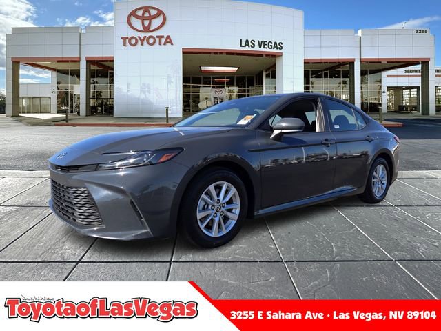 Certified 2025 Toyota Camry LE image 1