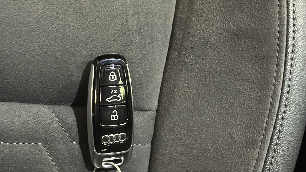 Used 2024 Audi e-tron GT Prestige w/ Prestige Package AWD/4WD image 40