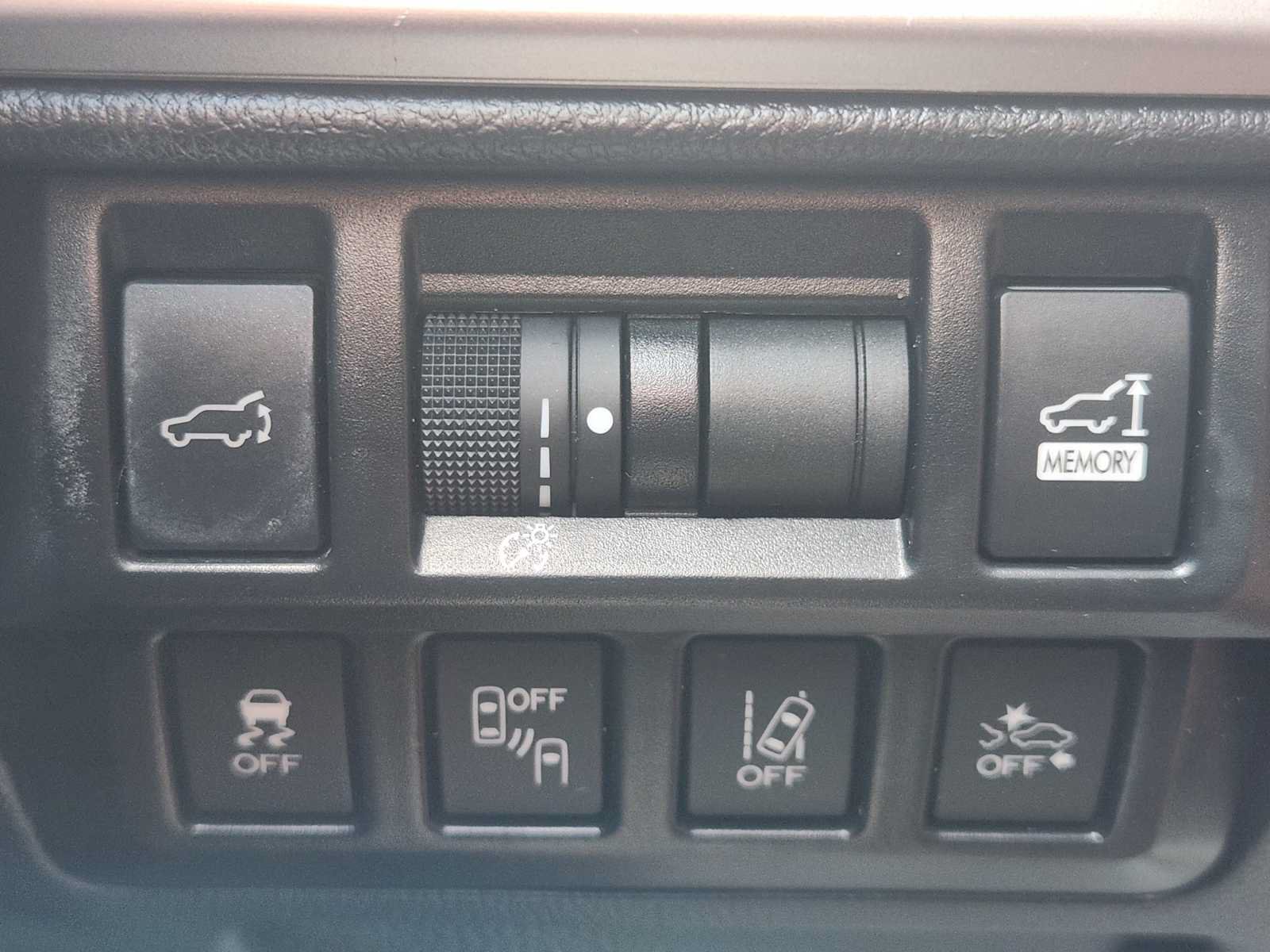Used 2019 Subaru Outback 2.5i Premium AWD/4WD image 21