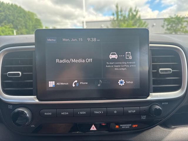 Used 2021 Hyundai Venue SEL FWD image 14