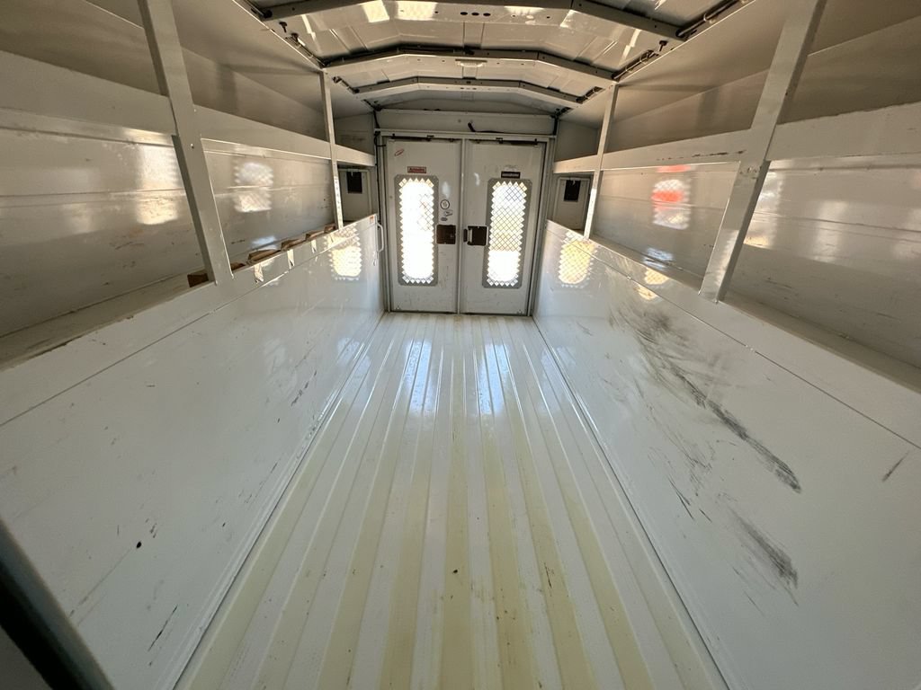 Used 2019 RAM ProMaster 3500 w/ Premium Appearance Group FWD image 12