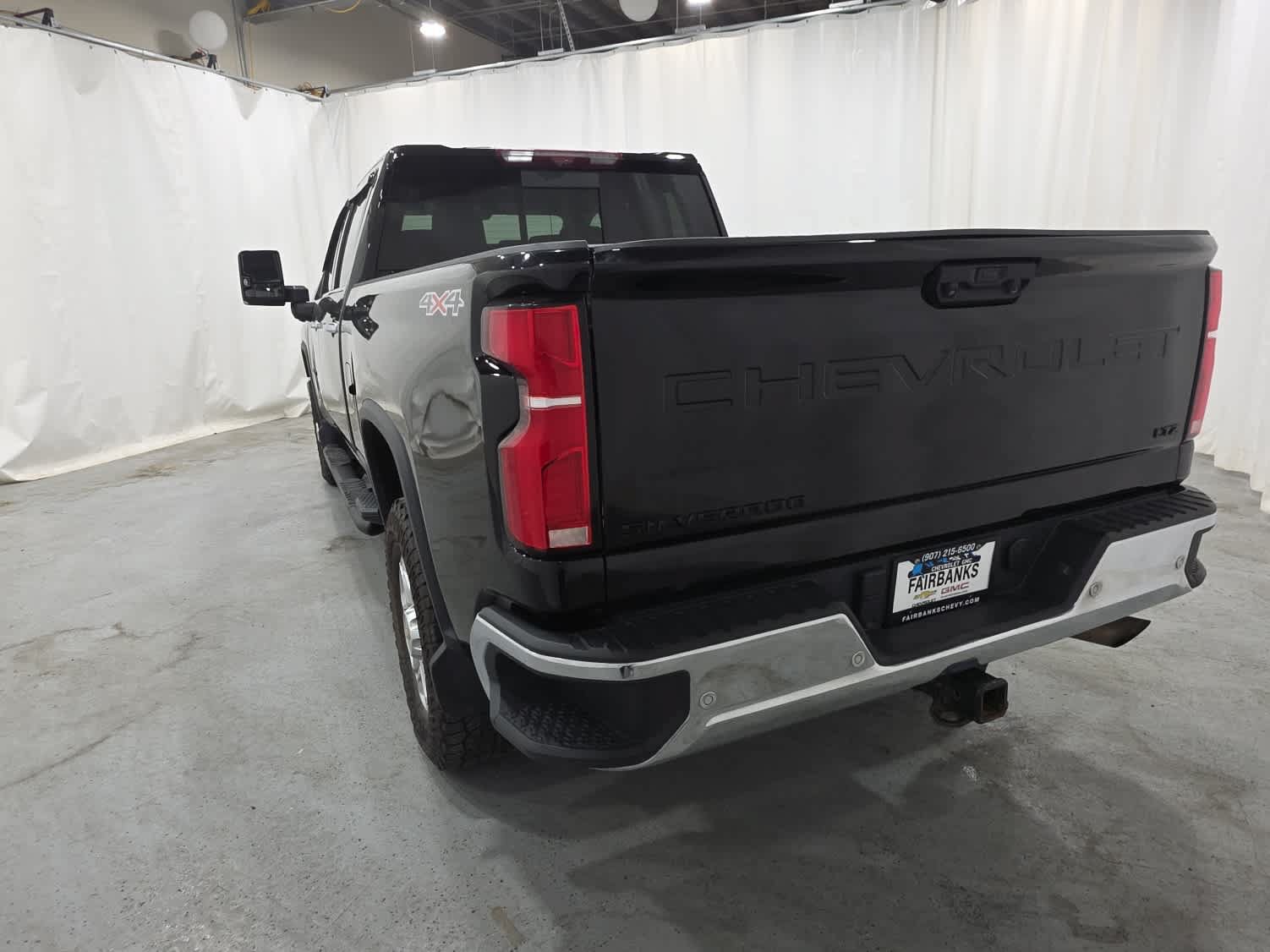 Certified 2024 Chevrolet Silverado 3500 LTZ w/ LTZ Premium Package AWD/4WD image 4