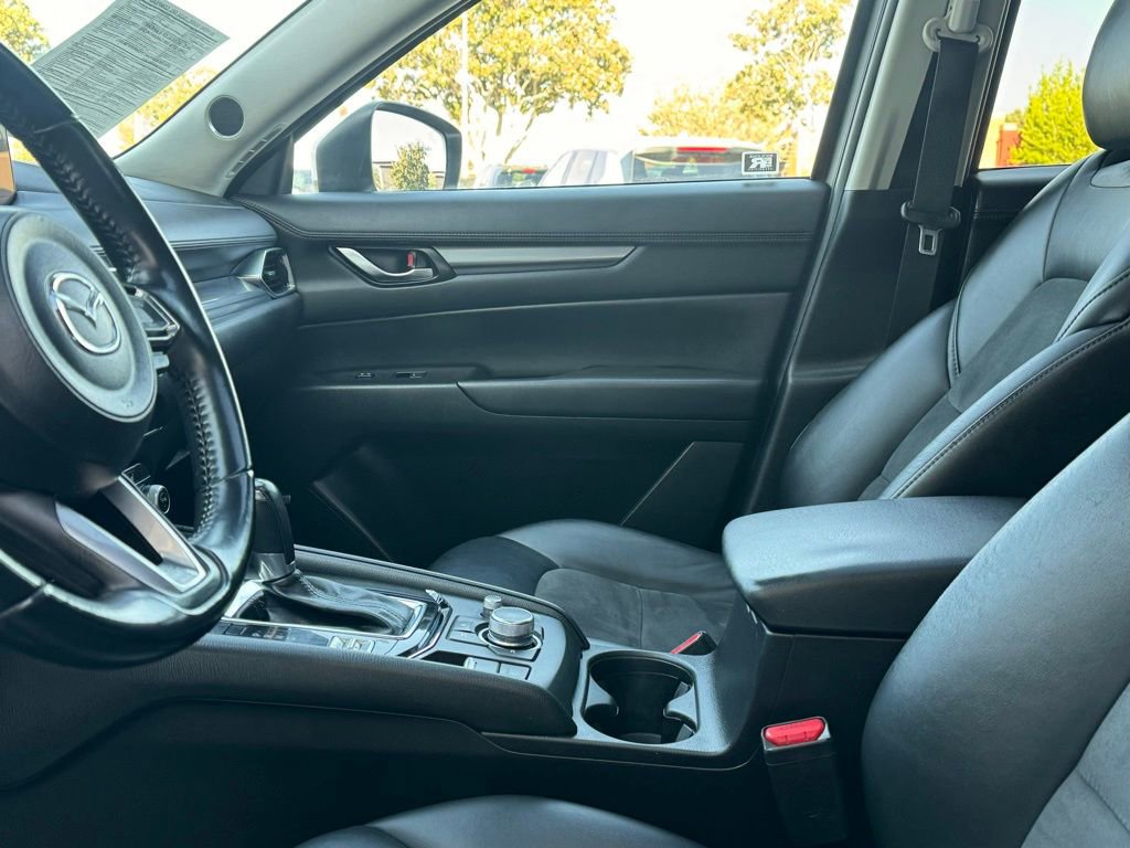 Used 2020 MAZDA CX-5 Touring FWD image 11