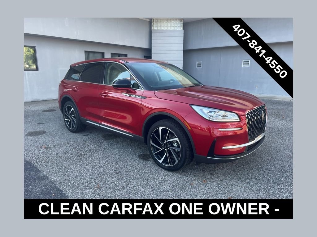 Used 2025 Lincoln Corsair Reserve image 1