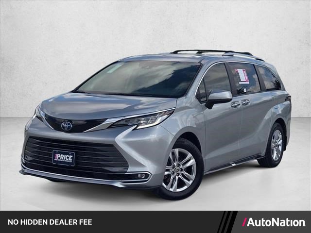 Used 2023 Toyota Sienna Limited FWD image 1
