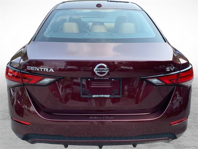 Used 2022 Nissan Sentra SV w/ SV Premium Package FWD image 4