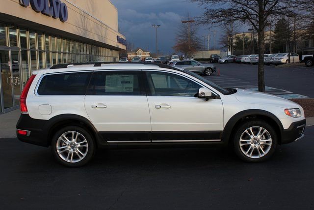 Used 2016 Volvo XC70 T5 Platinum AWD/4WD image 2