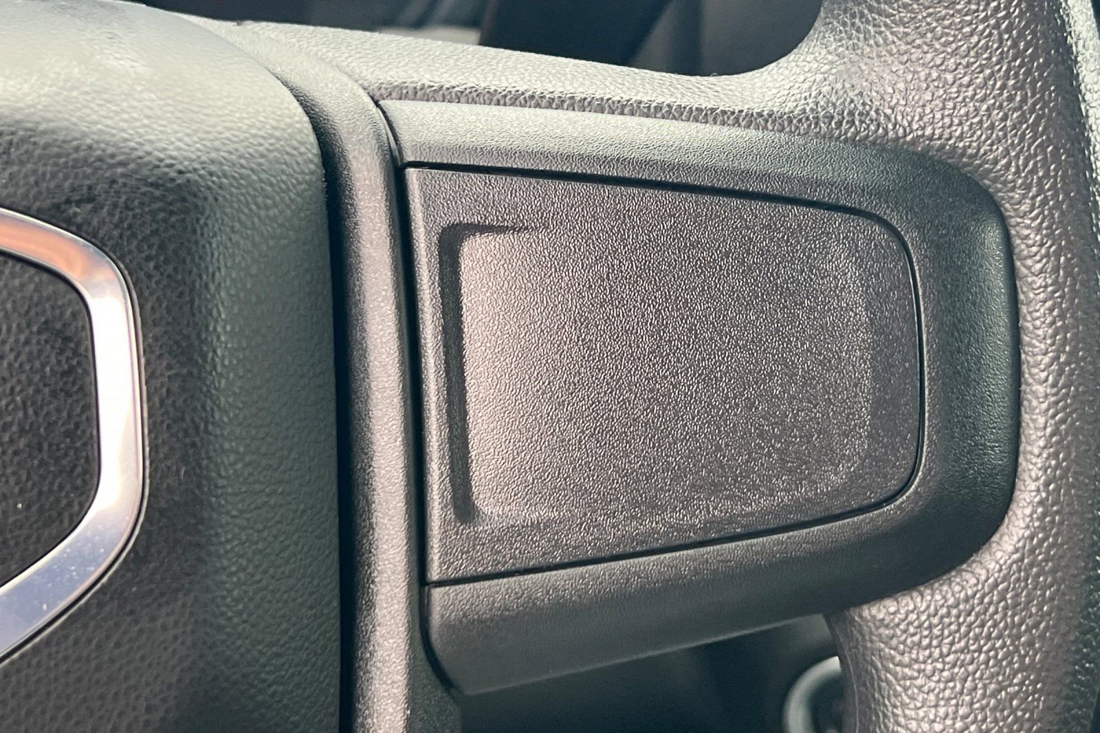 Used 2025 GMC Sierra 1500 Pro w/ Graphite Edition image 32