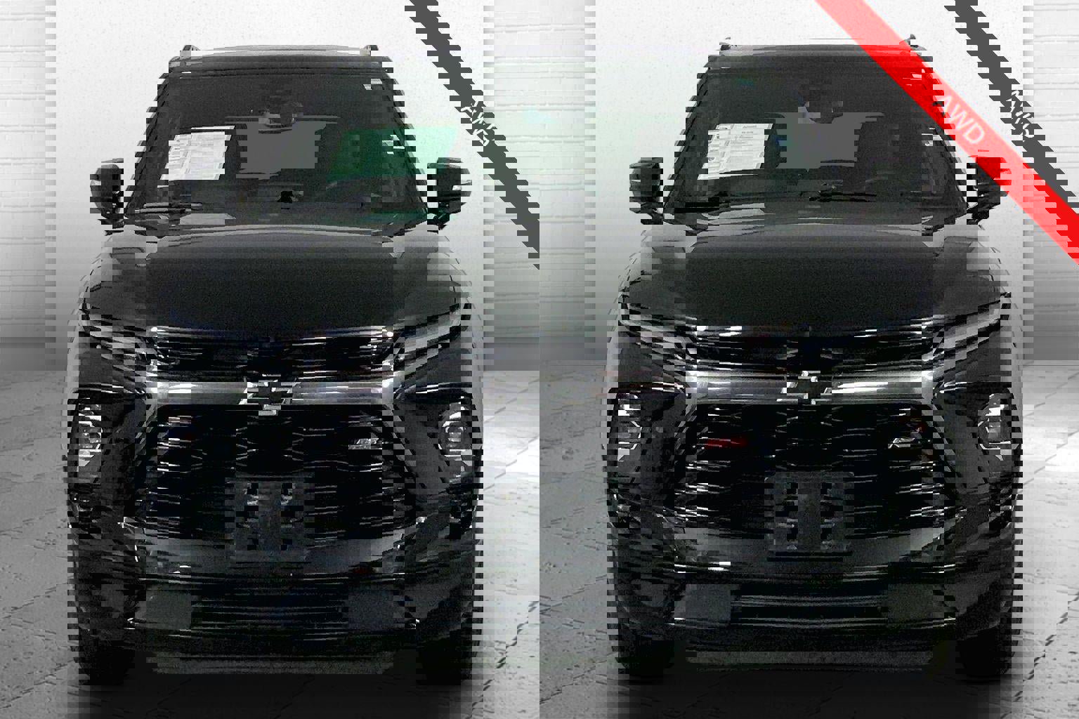 Used 2025 Chevrolet Blazer RS image 2