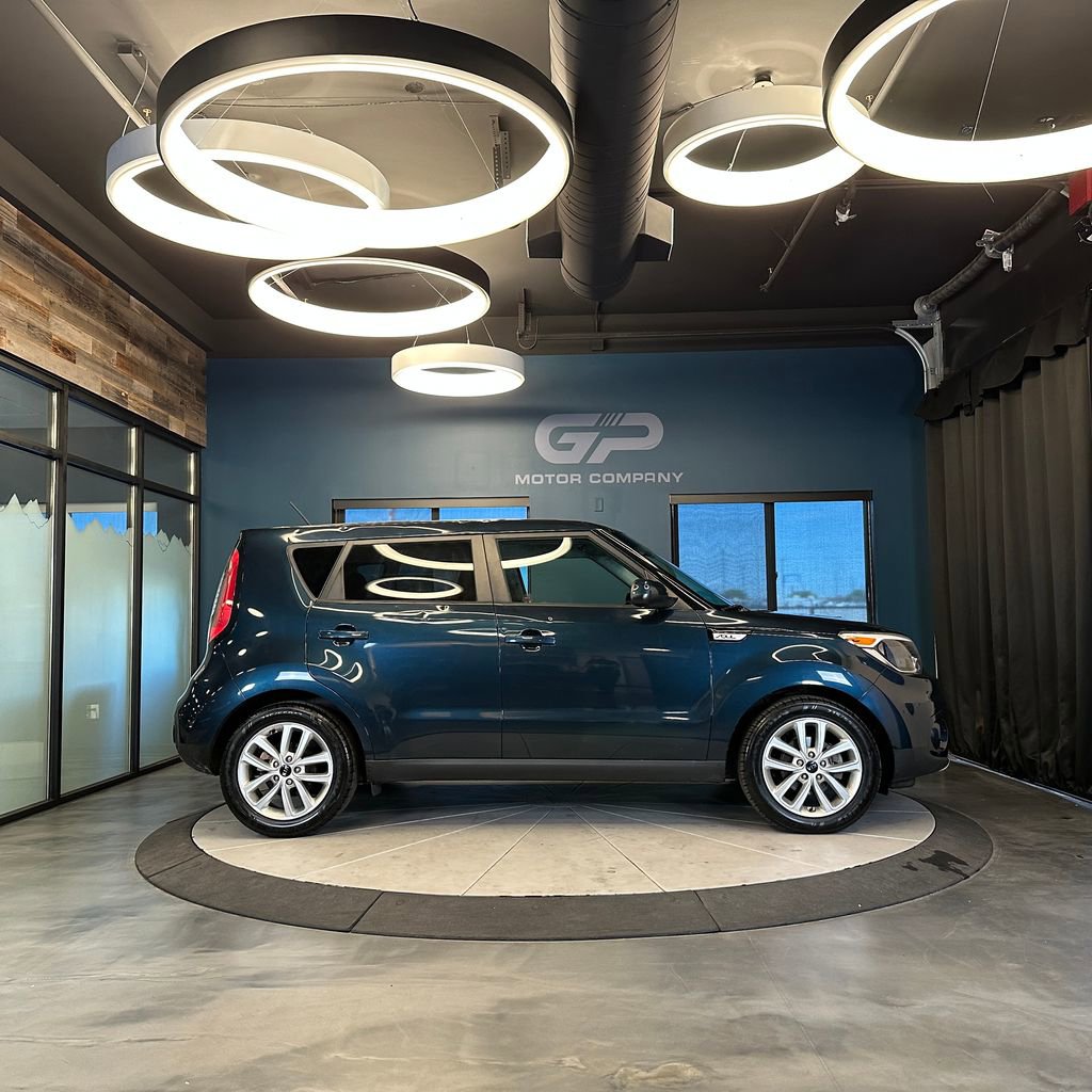 Used 2017 Kia Soul + FWD image 2