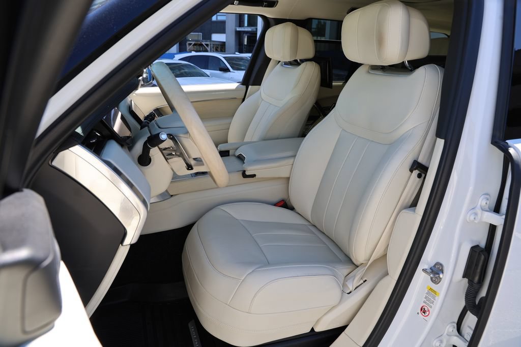 Used 2024 Land Rover Range Rover Autobiography AWD/4WD image 15