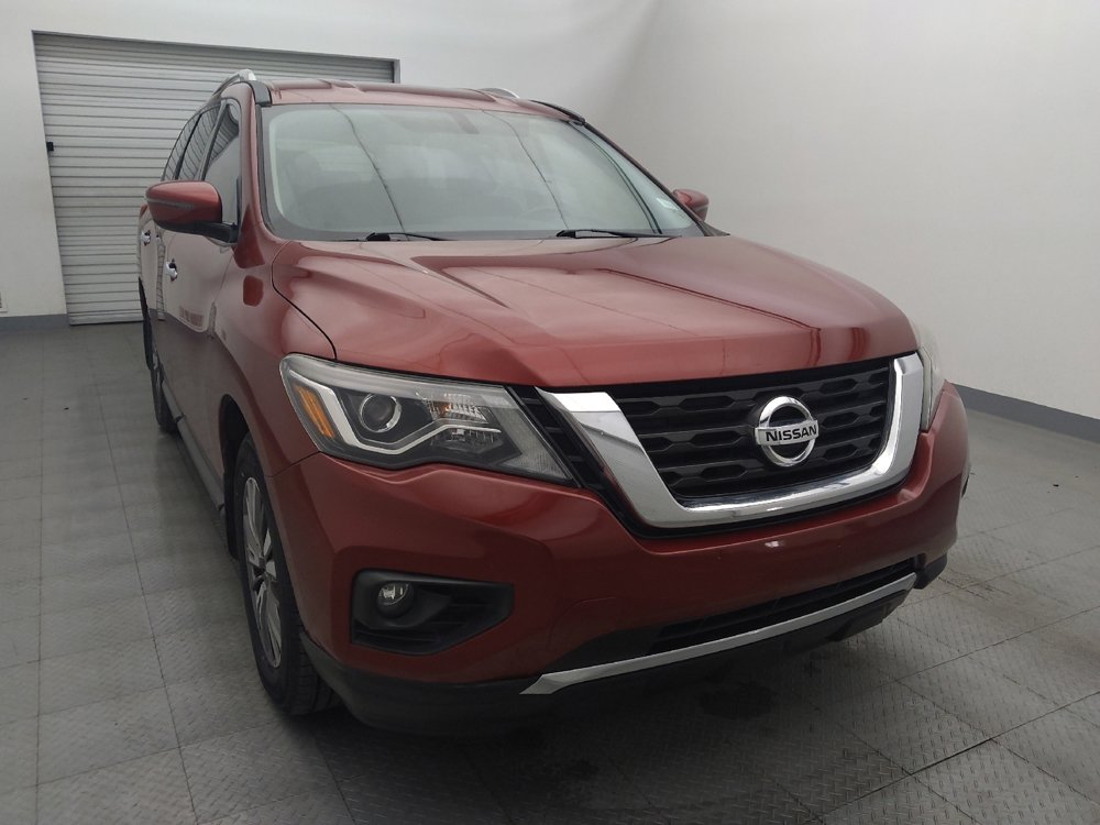 Used 2020 Nissan Pathfinder SV image 14