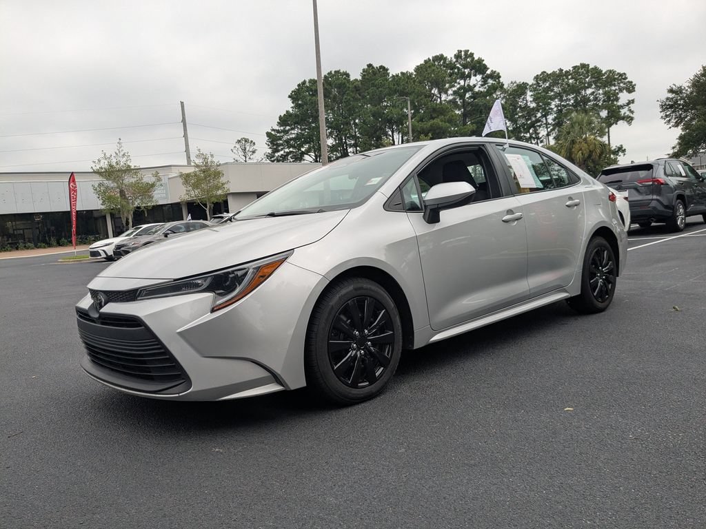 Certified 2024 Toyota Corolla LE FWD image 10