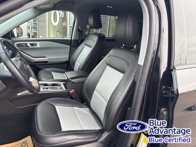 Used 2022 Ford Explorer XLT w/ Equipment Group 202A image 16