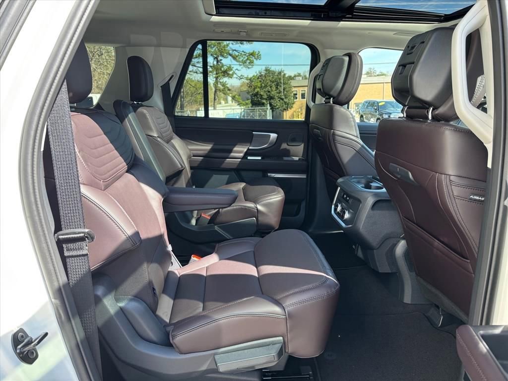 New 2026 Ford Expedition Max Platinum w/ Platinum Ultimate Package image 13