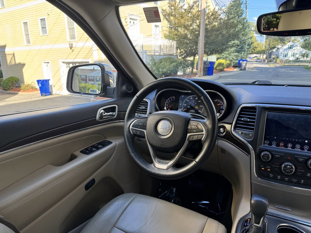 Used 2018 Jeep Grand Cherokee Limited image 26