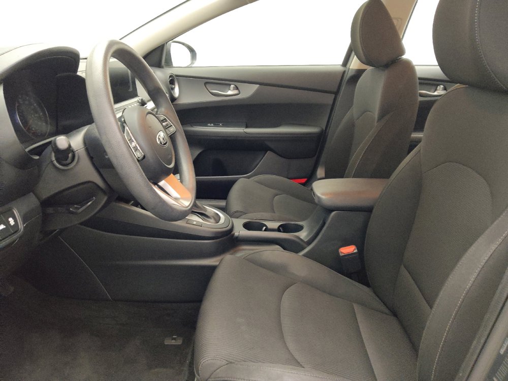 Used 2021 Kia Forte LXS FWD image 17