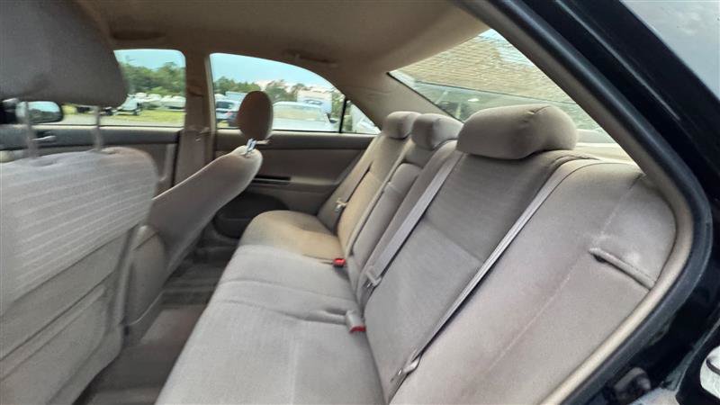 Used 2005 Toyota Camry LE FWD image 36