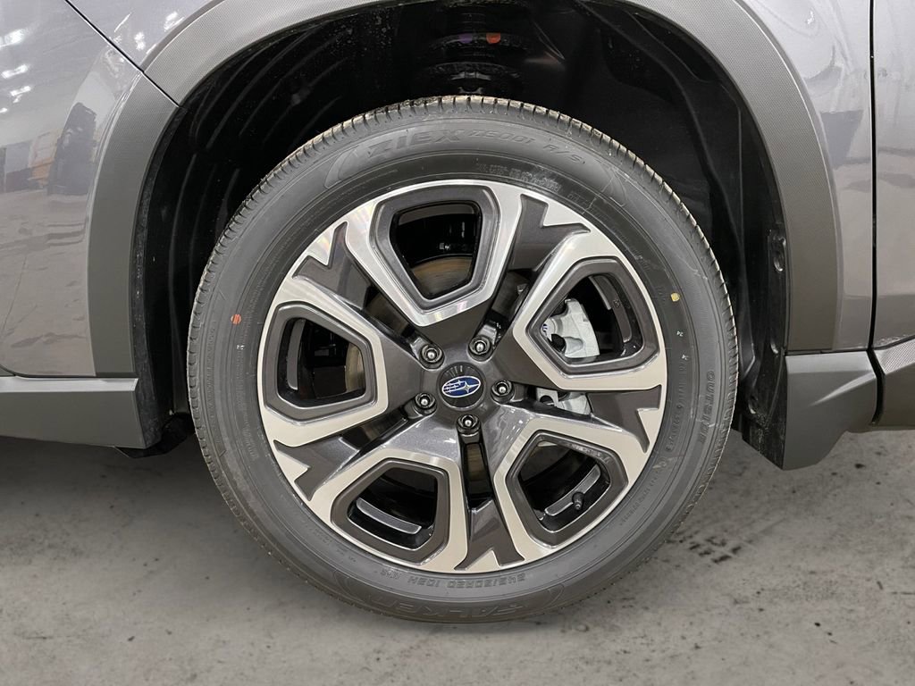 New 2026 Subaru Ascent Limited image 17