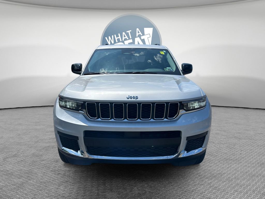 Certified 2023 Jeep Grand Cherokee L Laredo AWD/4WD image 9