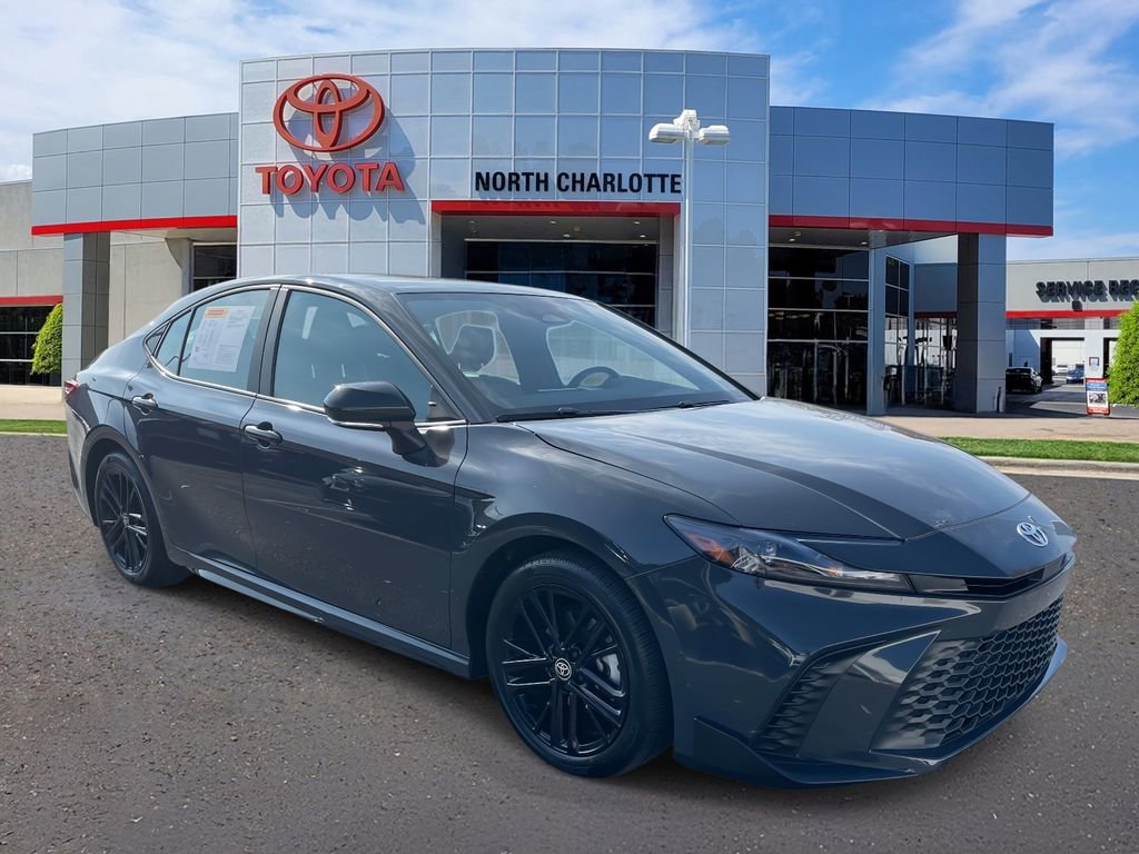 Used 2025 Toyota Camry SE