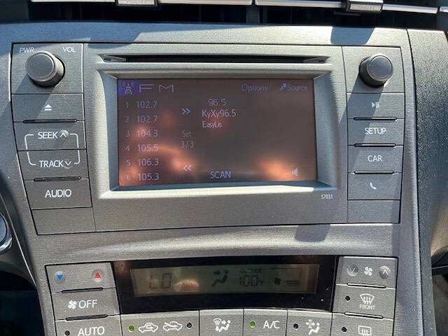 Used 2015 Toyota Prius Two FWD image 13