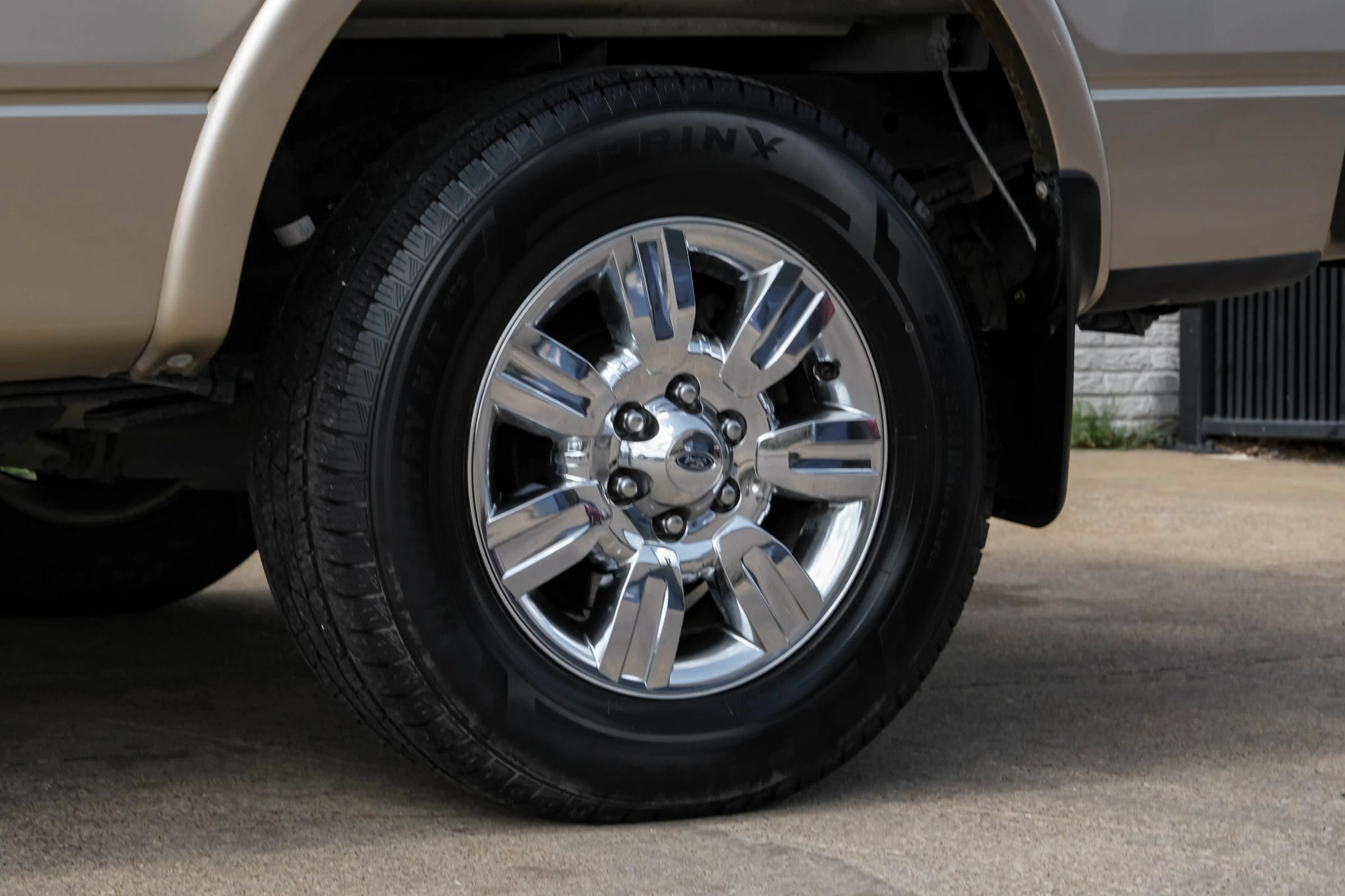 Used 2012 Ford F150 Lariat w/ Lariat Chrome Pkg AWD/4WD image 50