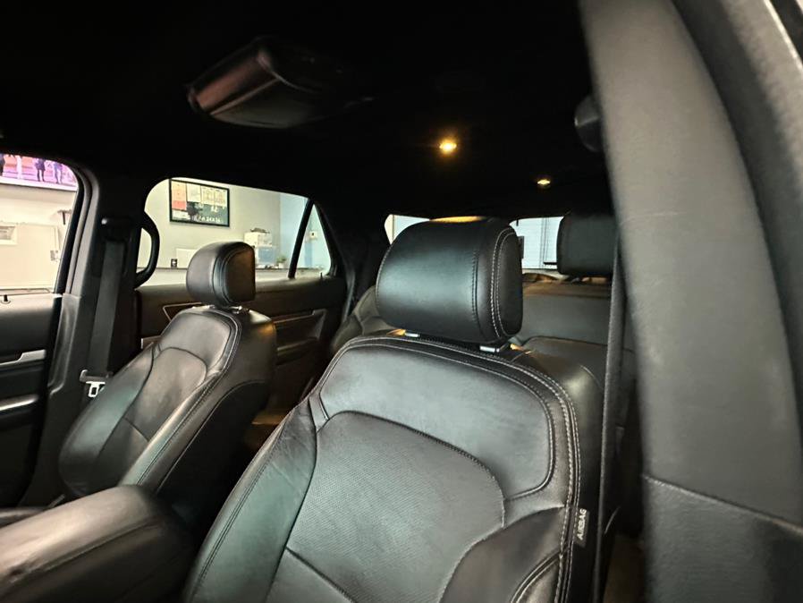 Used 2016 Ford Explorer Limited FWD image 19
