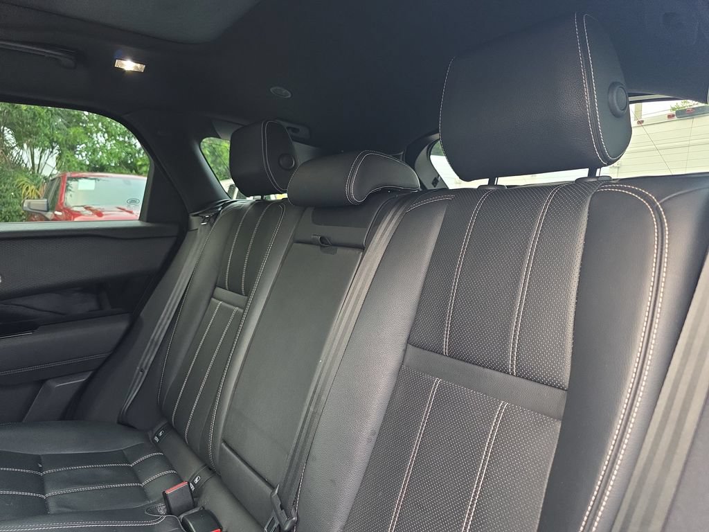Used 2022 Land Rover Range Rover Velar R-Dynamic S AWD/4WD image 16