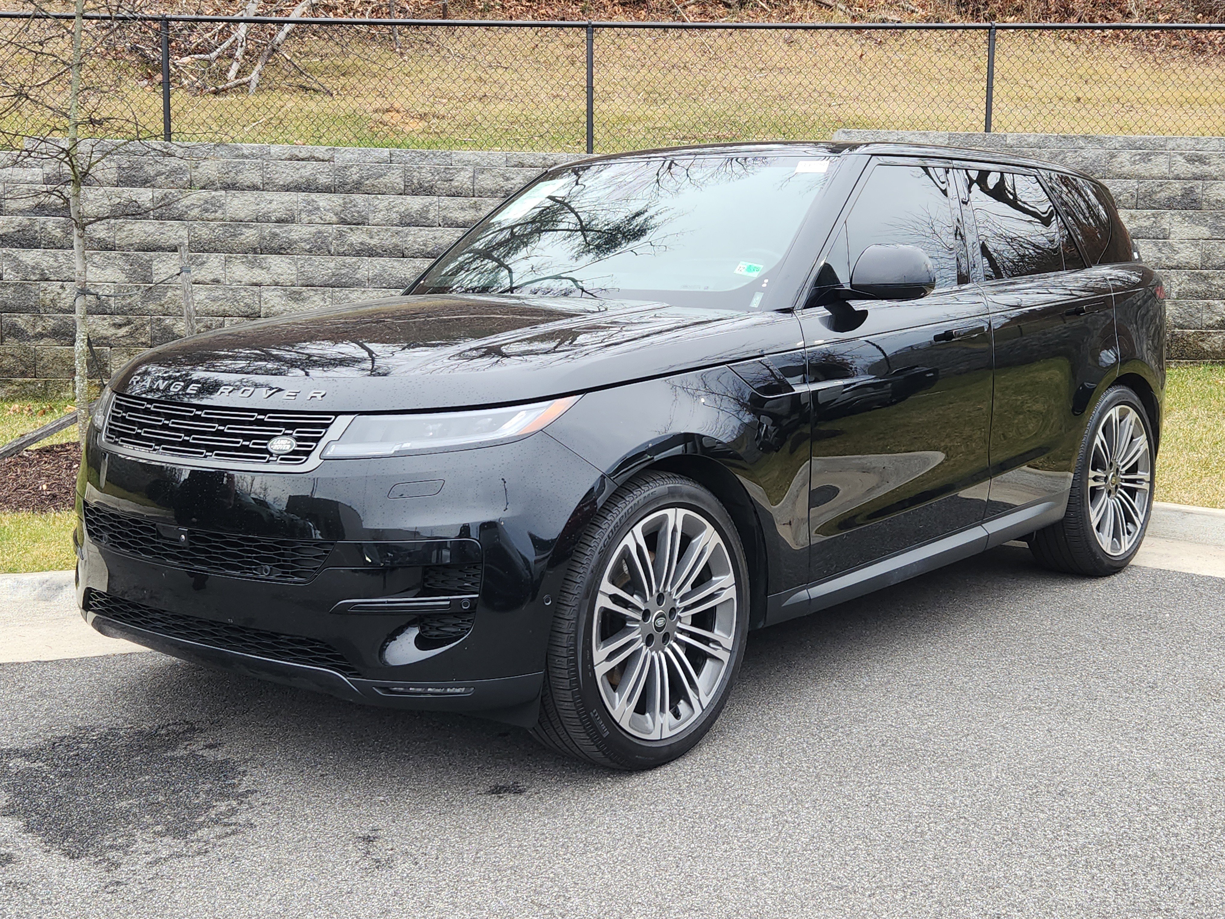 Used 2025 Land Rover Range Rover Sport SE 360° Tour