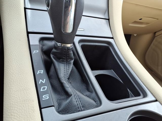 Used 2018 Ford Taurus SE image 26