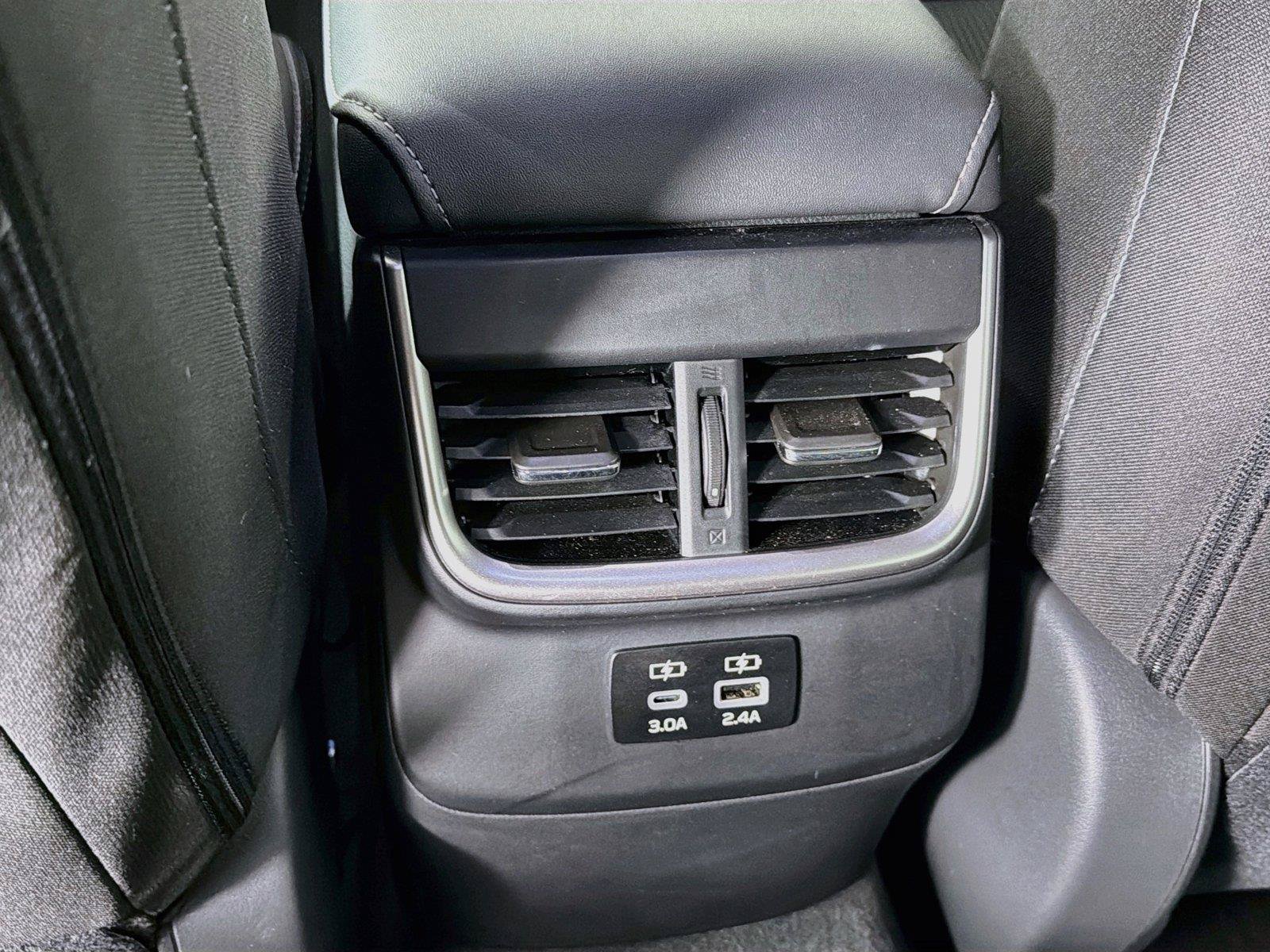 Used 2025 Subaru Legacy Premium AWD/4WD image 28