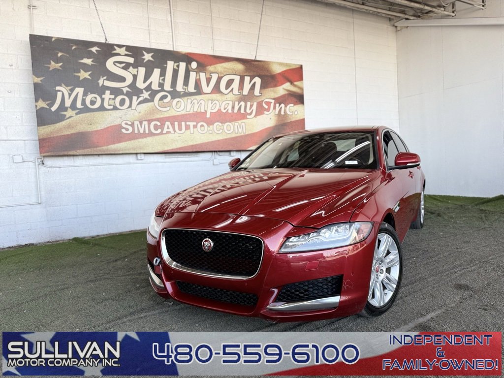Used 2017 Jaguar XF Premium image 1