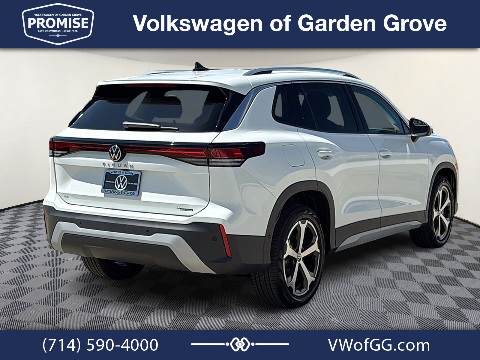 New 2026 Volkswagen Tiguan SE AWD/4WD image 8